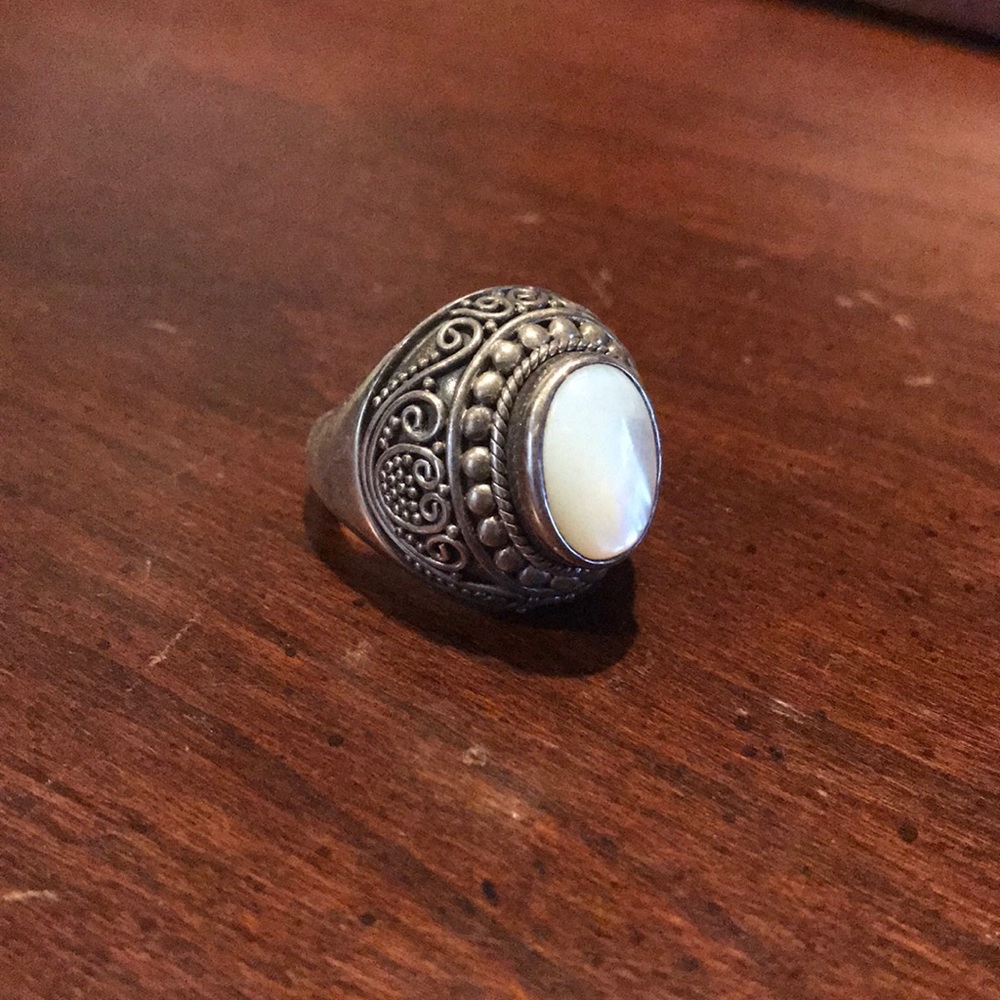 QVC Suarti Artisan Sterling Silver 925 Mother of Pearl Ring 9